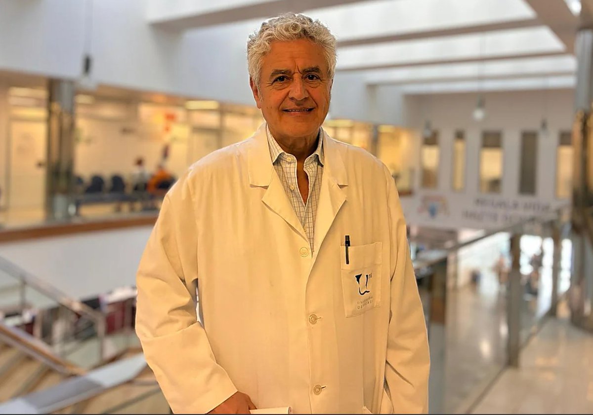 AEEHLiver's tweet image. 💊El #Ozempic, el aliado inesperado de los médicos en la lucha contra el hígado graso.
👨‍⚕️El jefe de Servicio de Aparato Digestivo del @HUVV_SAS, Raúl Andrade (ex presidente de la AEEH), explica cómo la #semaglutida, empleada contra la diabetes y la obesidad, muestra "eficacia en