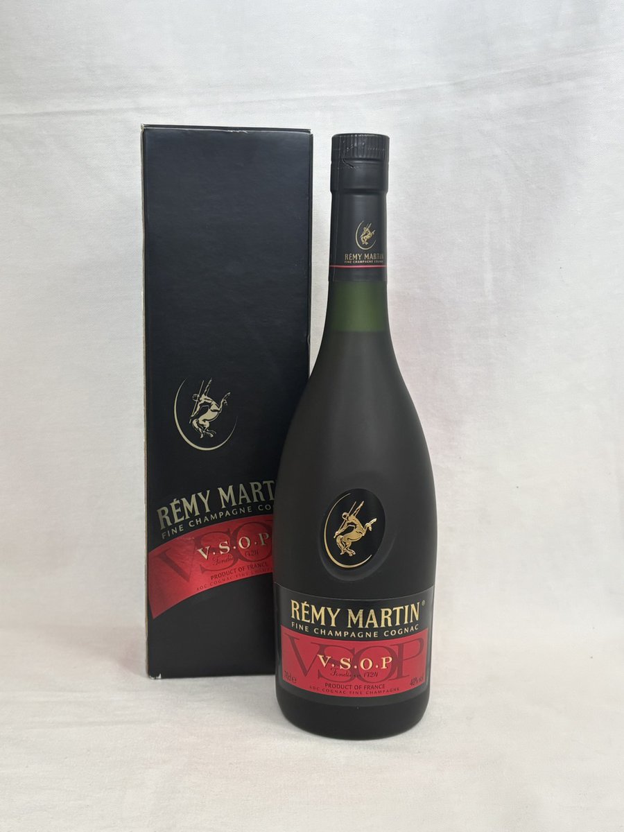 hatchonawate's tweet image. 🥃 レミーマルタン V.S.O.P 買取しました！   外箱付き・状態良好✨ 洋酒は古くても未開封なら査定OK😊
#レミーマルタン #VSOP #コニャック #洋酒買取 #八丁畷 #川崎 #買取大吉
