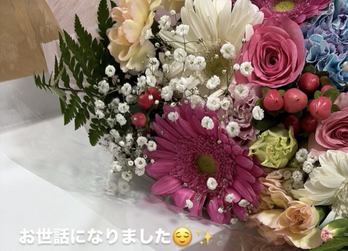 さな tweet media