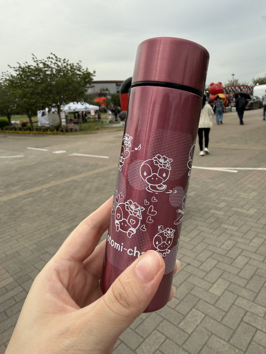 mini_itsmy's tweet photo. #アルバルク東京
 #マイボトル推進プロジェクト https://t.co/kBdsvv23Vz