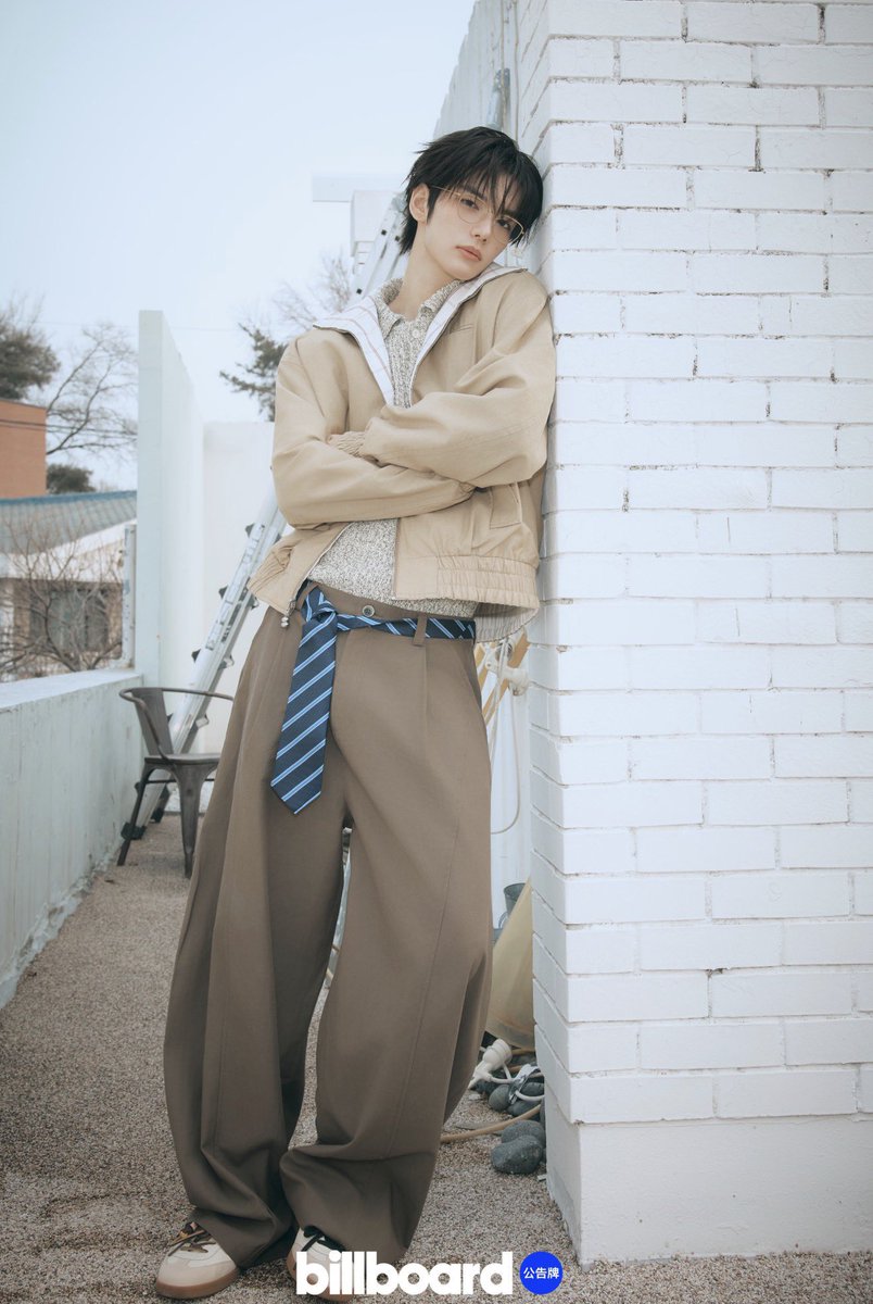 hachandes's tweet image. 260422 Billboard_official Weibo update
#SMTR25 #HAMIN #하민