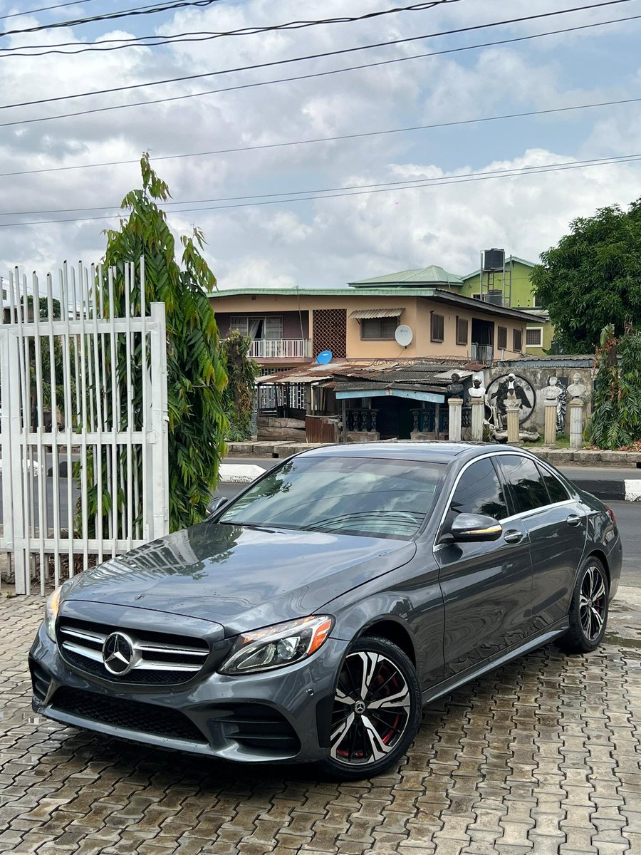 Lagos Mainland Car Plug 😁🚗🚙 tweet media