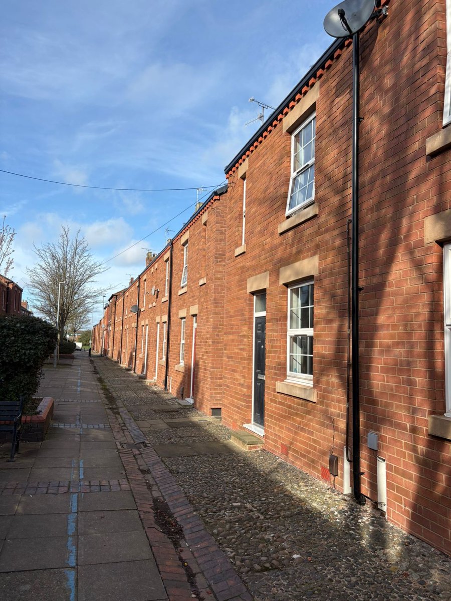 WestdaleLtd's tweet image. 🏠 Refurbishment and retrofit.
🏠 Renovation and restoration.
🏠 Renew and regeneration.

All the things being done by the Westdale Group - including this eye-catching project in and around a conservation area in #Eastwood, #Nottinghamshire.