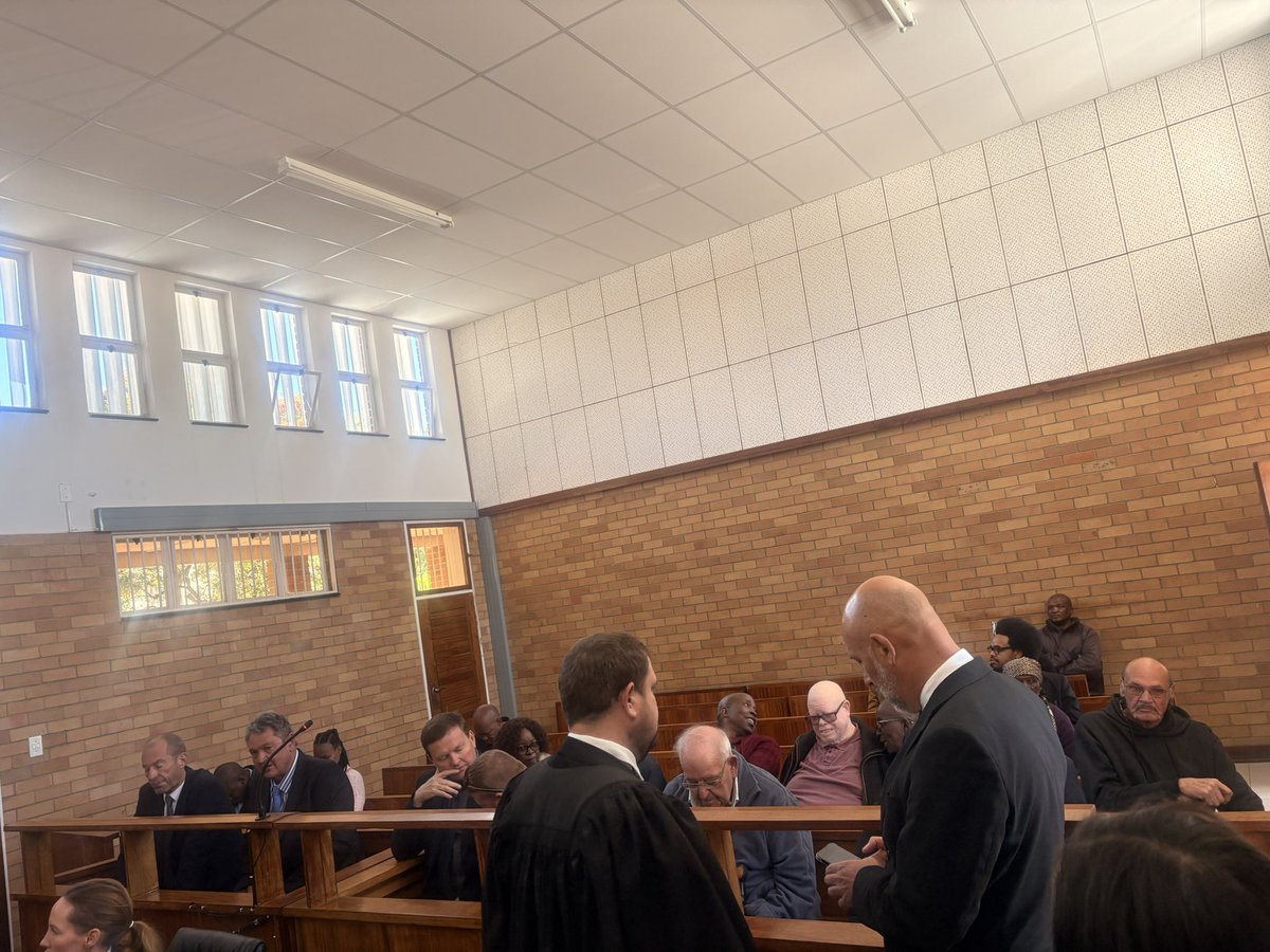 masitengmakgala's tweet photo. Five individuals and representatives of three companies - including employees of an engineering firm, a compliance officer, and the Jagersfontein Developments mining company are appearing before the Jagersfontein Magistrate's Court this morning.#sabcnews #sabcfs https://t.co/bSPzE3V3Nr