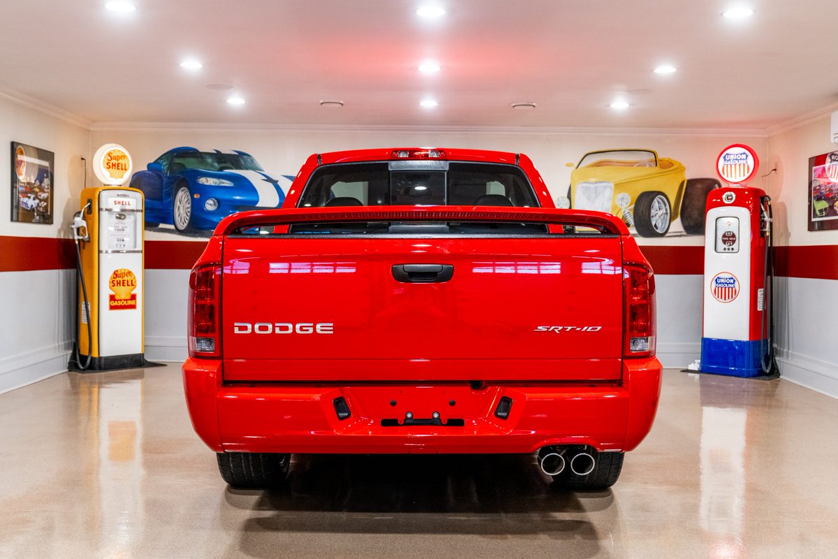 KingOfMopar1's tweet image. 2004 Dodge Ram SRT-10