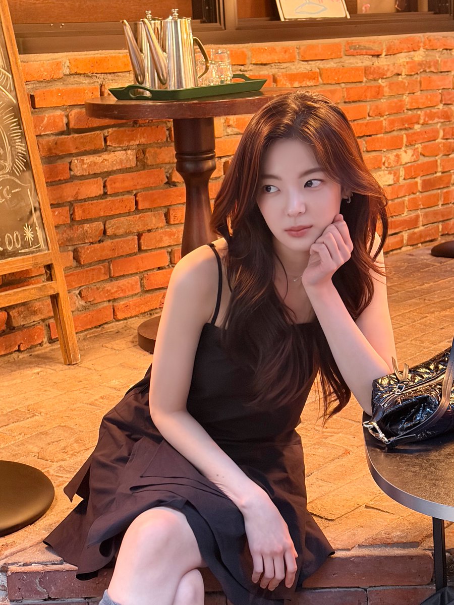 🍝 #리아초이 🍽️

따뜻한 봄, 
리아와 함께하는 해방촌 맛집 나들이 ᐡ⌯‘･‘⌯ᐡ♡

#ITZY #MIDZY <a href="/ITZYofficial/">ITZY</a>
#LIA #리아 #LIACHOI