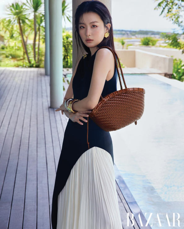Seulgi (Red Velvet) untuk Harper Bazaar Korea

photoshoot dilakukan di Bali