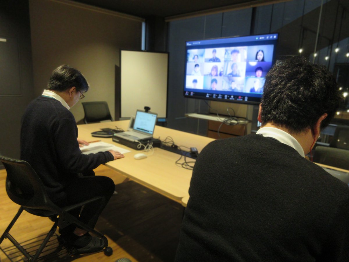 KIT_GStation's tweet image. ただいまビジネスマナー研修中。学内インターンシップ制度で働く学生は、まず、この研修で挨拶やメールの書き方など基本を学びます。みんな頑張れー！
 #金沢工業大学 #KIT #金工大生 #KIT学生ステーション #ビジネスマナー #学内インターン