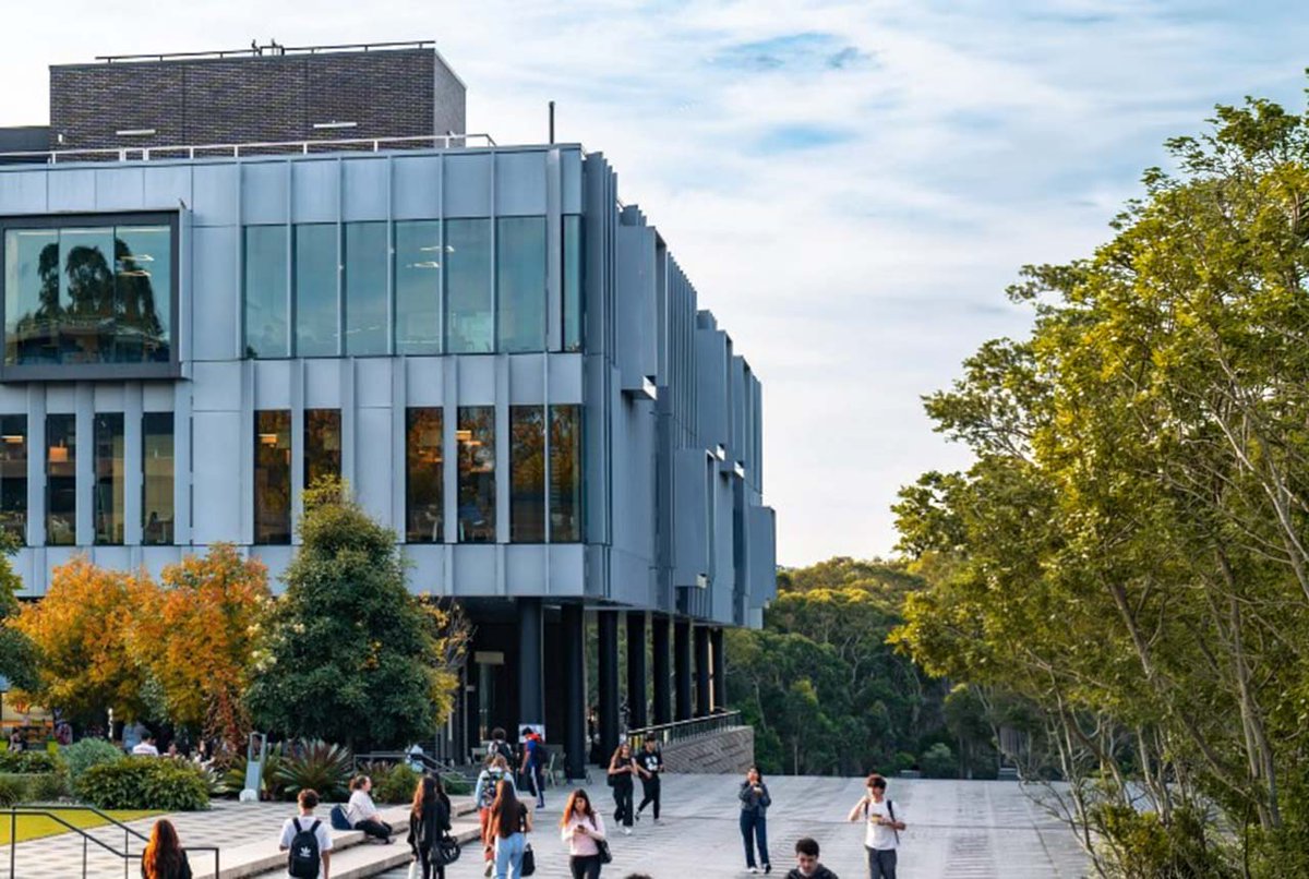 The_Indian_Sun's tweet image. #NSW opens a $96m #RNA research &amp;amp; manufacturing facility at @Macquarie_Uni to boost domestic biomedical capability &amp;amp; pandemic readiness. It supports vaccine, cancer &amp;amp; rare disease therapy development from research to trials. #TheIndianSun

🔗 wp.me/p7ADtX-vSr