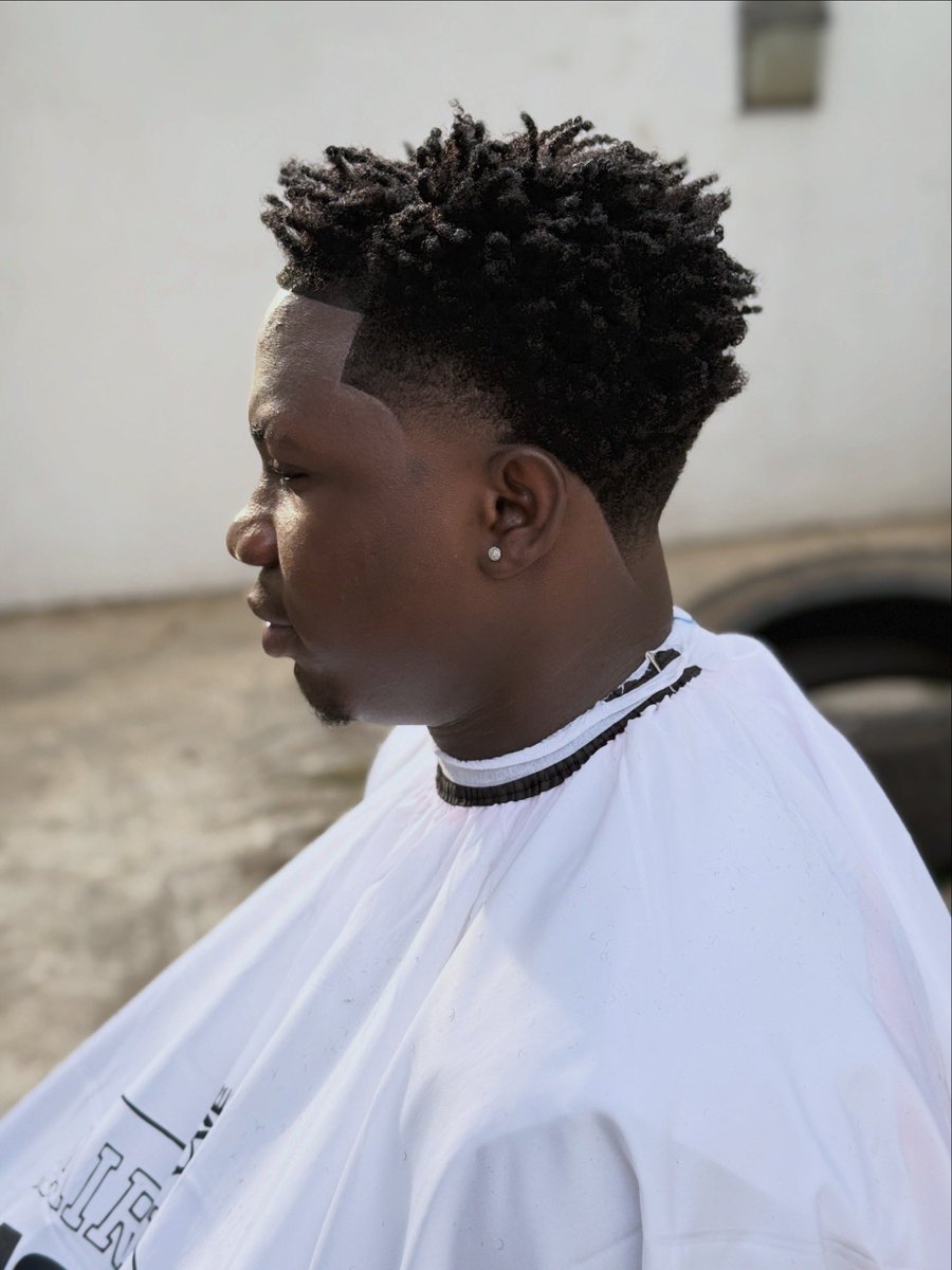 Onígbájámọ̀ Ìgbàlódé 💈 tweet media