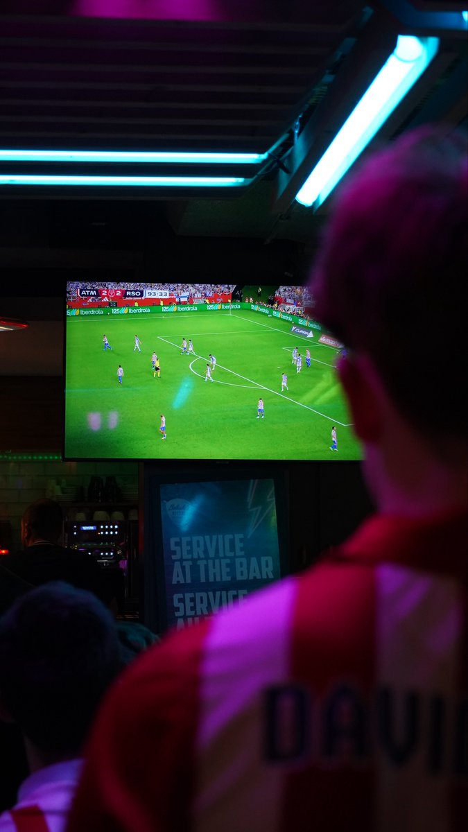 AtletiFrancia's tweet photo. GRAND RASSEMBLEMENT POUR ATLETICO - ARSENAL ! ❤️🤍

🎊 Rendez-vous mercredi 29 avril à 21h au BELUSHI’S CANAL pour suivre entre supporters cette demi-finale de Ligue des Champions !

⚠️ Pour assister gratuitement à l’événement, merci de remplir OBLIGATOIREMENT ce formulaire👇
https://t.co/M9HhfeAVa5

📍 159 Rue de Crimée, 75019 Paris
🍻 Tarif préférentiel sur les bières : 5€
🍔 -25% sur les formules repas
🕺 Ambiance garantie entre Colchoneros 

📩 Plus d’informations en DM
