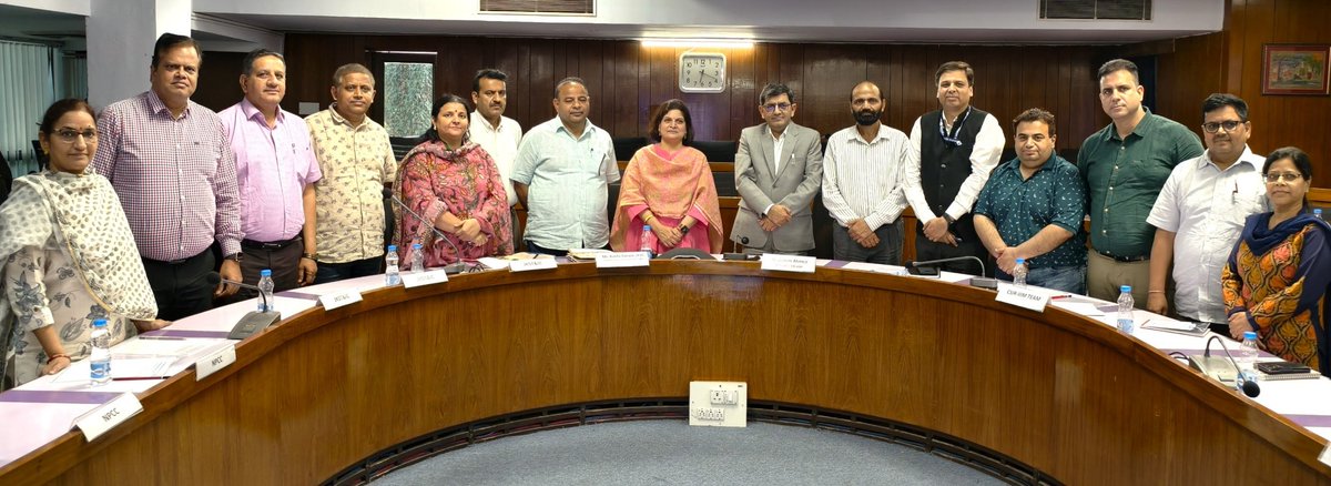 csiriiim's tweet photo. J&K Science & Technology Department and CSIR–IIIM Jammu held a joint review meeting on the progress of Industrial Biotech Parks at Ghatti Kathua and Handwara at CSIR–IIIM Jammu. 

The high-level meeting, attended by Dr. Zabeer Ahmed, Director CSIR–IIIM & Chairman IIIM-TBI and Commissioner/Secretary Babila Rakwal, JKAS, and along with senior officials, scientists, and stakeholders, reviewed infrastructure development, commissioning timelines, and utilisation strategy.

The discussions focused on strengthening research, prototyping, and startup ecosystem development, with emphasis on biotechnology-driven innovation, tissue culture, fermentation technology, and bio-based products. 
Officials highlighted the need for timely completion, phased commissioning, and stronger coordination among executing agencies to ensure efficient implementation of the projects.

The Biotech Parks are envisioned as key innovation hubs to support startups, entrepreneurship, skill development, and industry collaboration, contributing to science-led industrial growth in Jammu & Kashmir.

#JammuAndKashmir #ScienceAndTechnology #CSIRIIIM #BiotechPark #Innovation #Startups #IndustrialDevelopment
