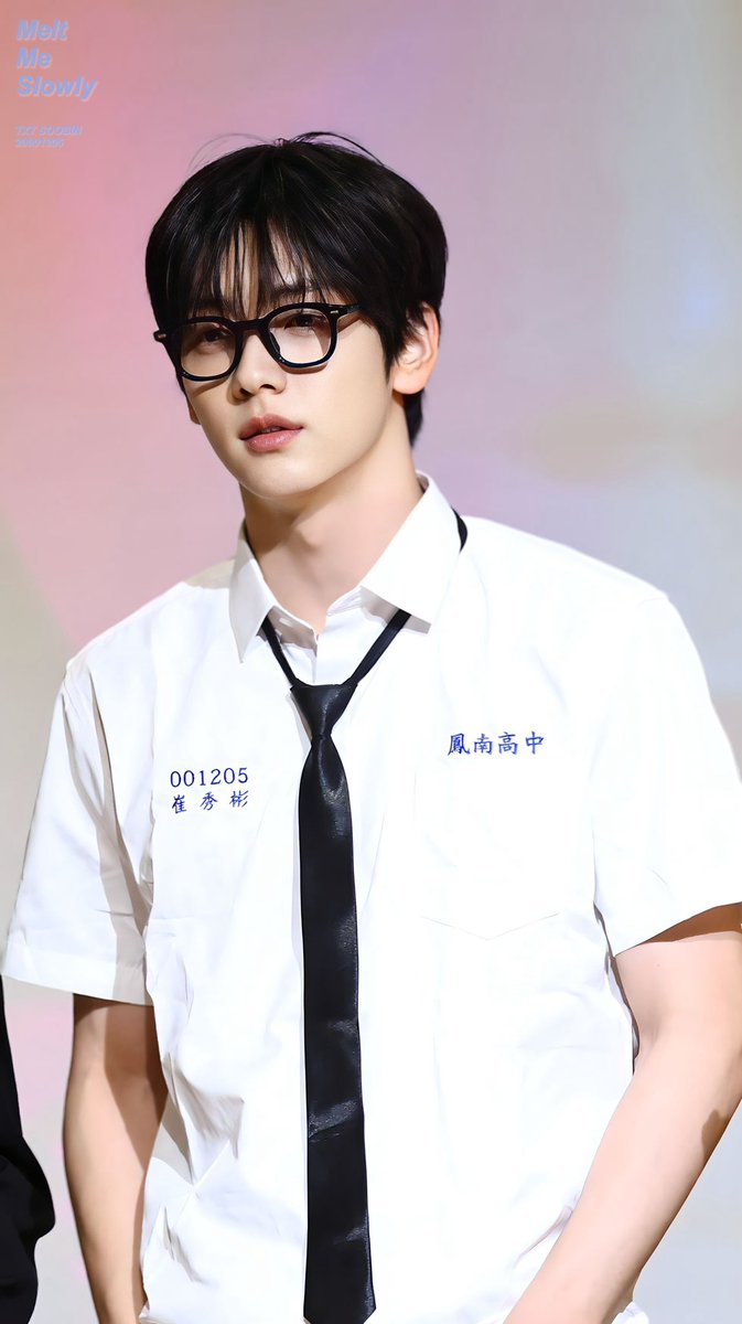 MeltMeSlowly_'s tweet photo. 260421

σ̴̶̷̤ . σ̴̶̷̤

#SOOBIN #수빈 #スビン #崔秀彬 
#txt #TOMORROW_X_TOGETHER
#투모로우바이투게더 https://t.co/qwMg3d9d5B