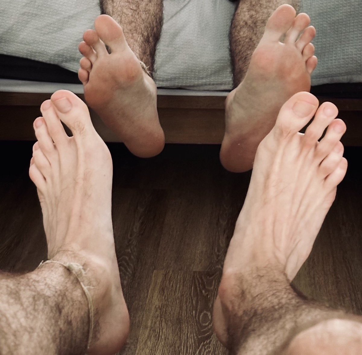 aiden 🦶🏻 tweet media