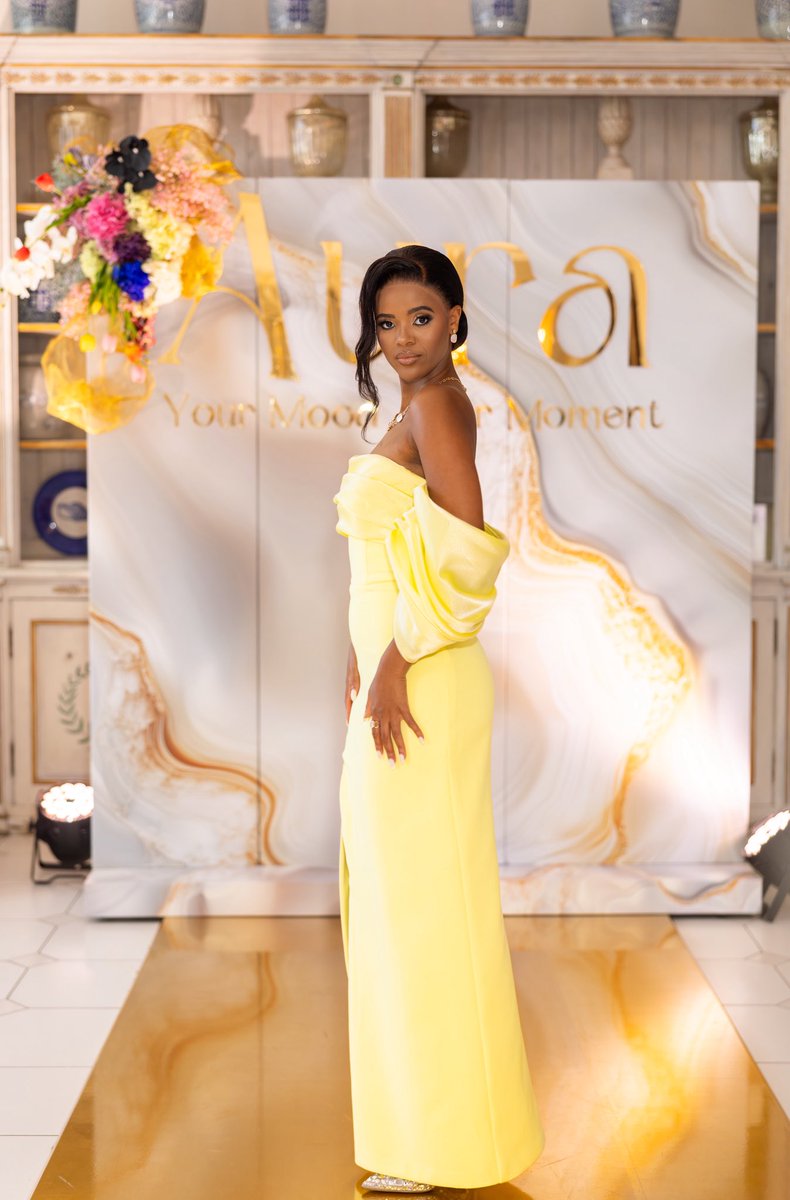 nozipho_mashaba's tweet image. ‼️The Update‼️

Looks at the Aura Collection Event by Bellagio Jewellers.

Face of Aura Collection: Ndavi Nokeri

#bellagioaura
#bellagiojewellers #aura #auracollection