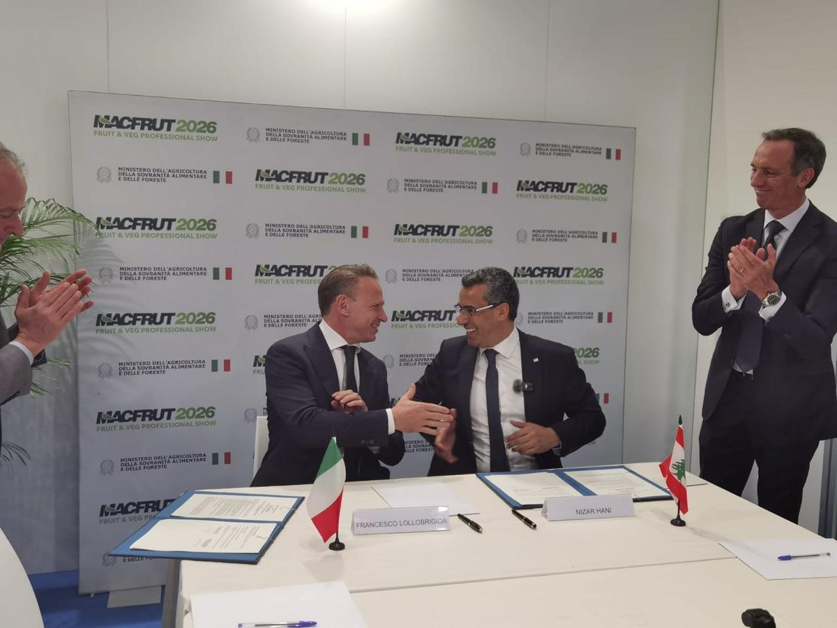 ItalyinLebanon's tweet photo. 🇮🇹🇱🇧 #Macfrut, @FrancescoLollo1 and @Nizar_Hani signed an MoU on agriculture, covering quality produce, plant health, rural development, agritourism, aquaculture and fisheries.
Conflict is straining the sector: rising fertilizer costs and damaged crops. Strong international cooperation is essential to protect and grow a cornerstone of Lebanon’s economy.