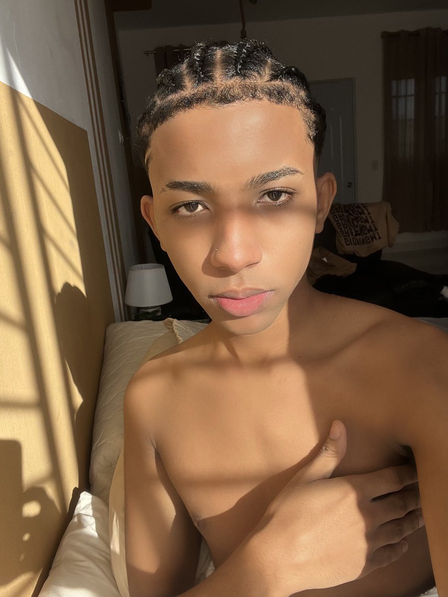 alexander tweet media