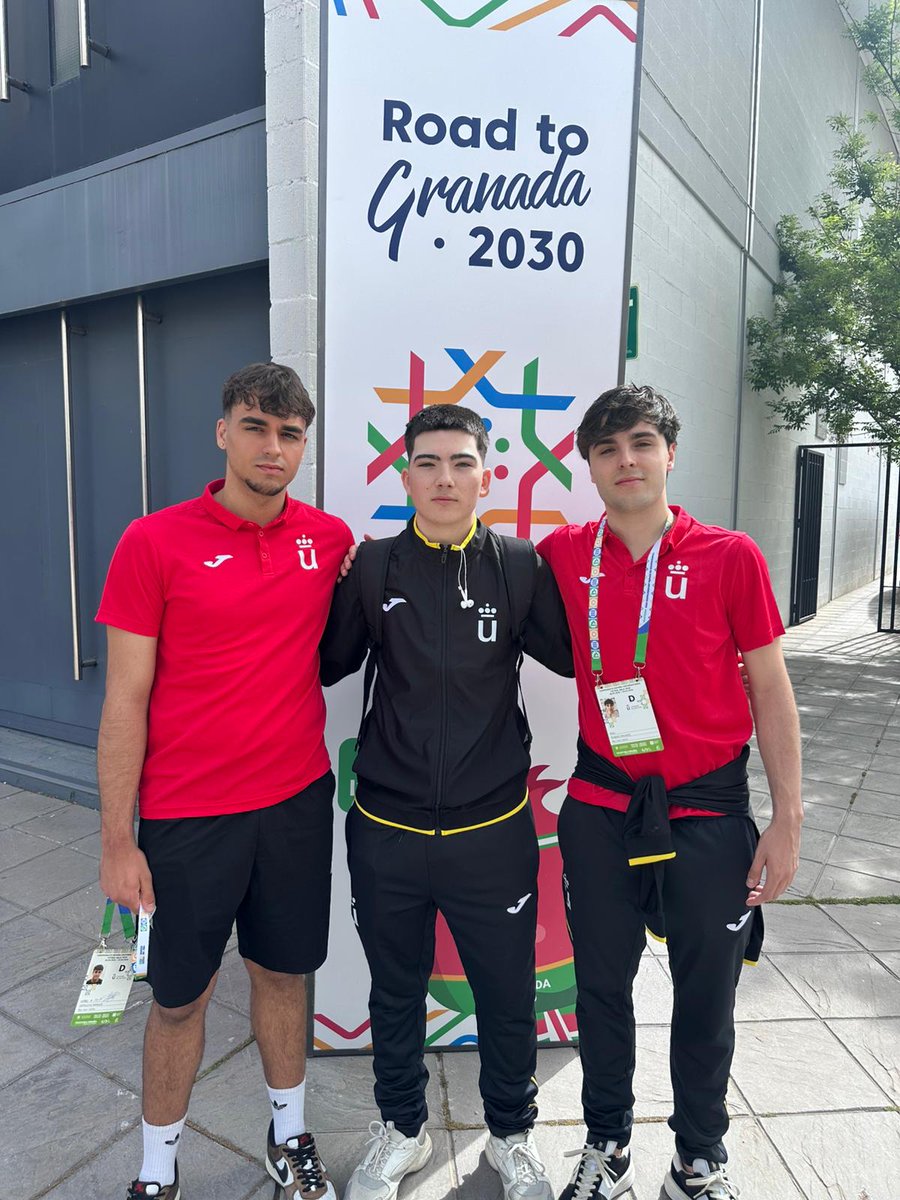 Álvaro Gasco y David Garrucho del Juvenil DH, además de Raúl Rísquez, de nuestro primer equipo, inician su aventura en el Campeonato de España Universitario👨‍🎓

Desde aquí les mandamos toda la energía y les deseamos muchísimo éxito en esta experiencia.

¡A darlo todo, ADN Lega!🥒