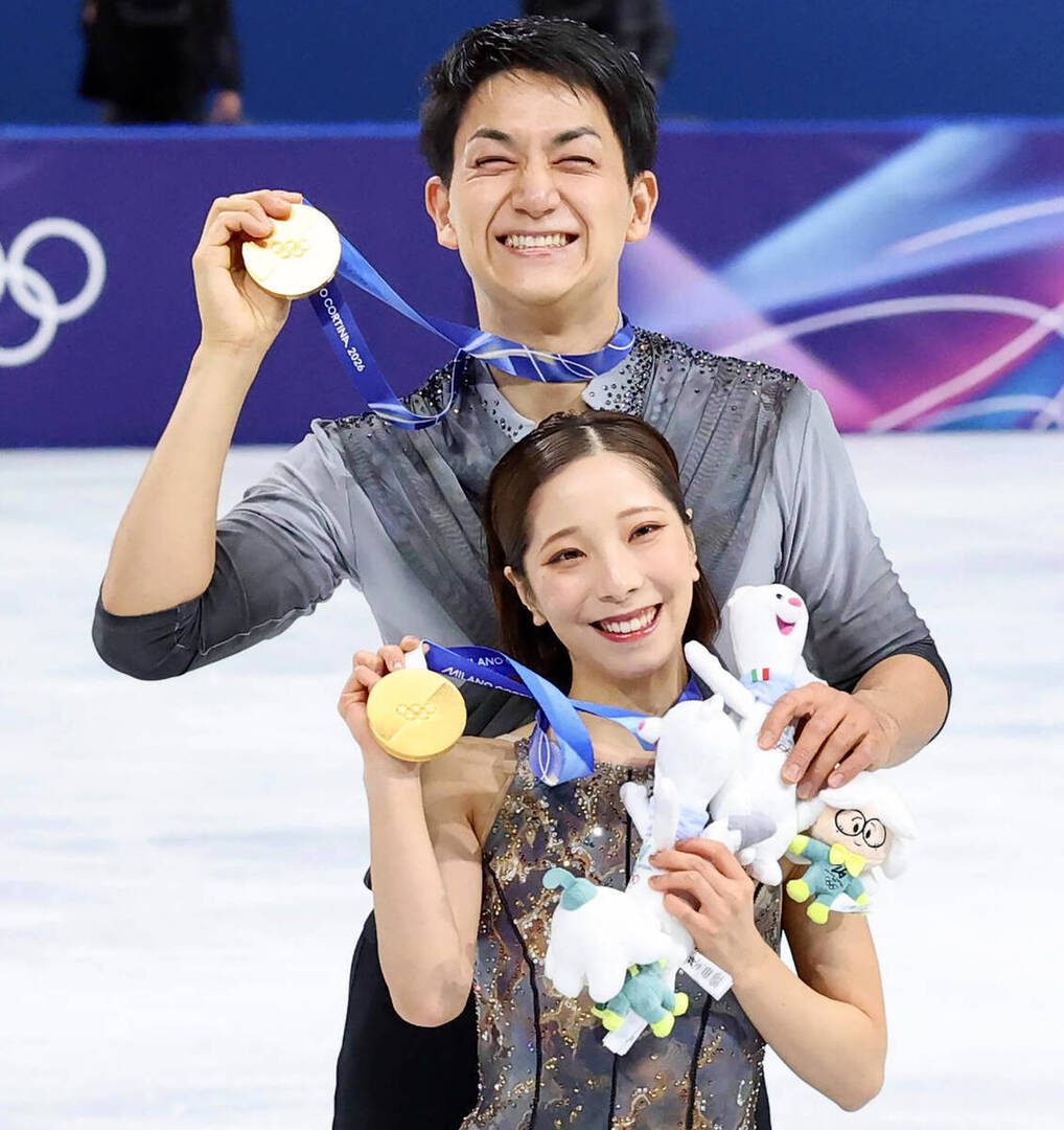 figure_hochi's tweet image. りくりゅう、羽生結弦さんに並ぶ歴代最多３度目の「スケーター・オブ・ザ・イヤー」に輝く　２年連続でＪＯＣ杯も受賞…ミラノ五輪でペア日本史上初の金メダル
hochi.news/articles/20260…
#フィギュアスケート #figureskating