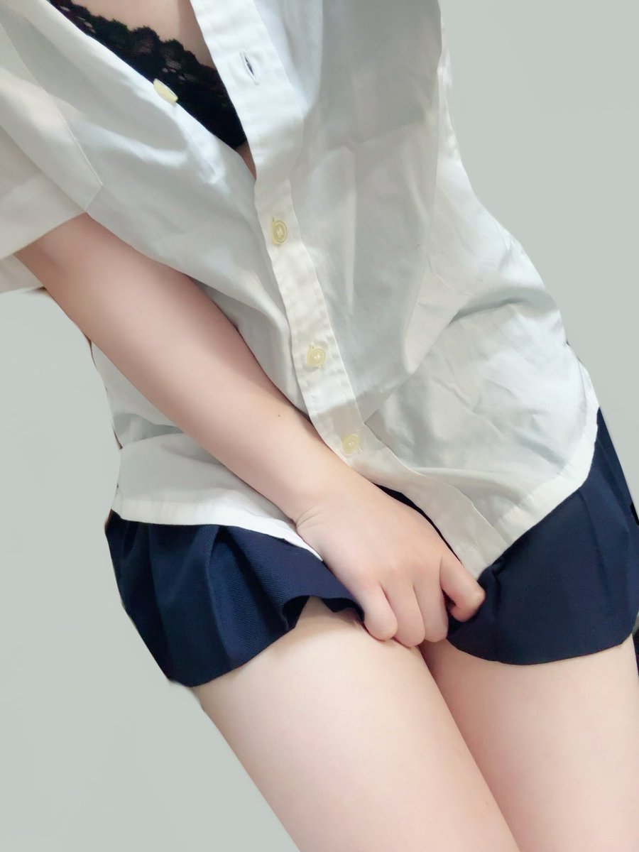 とろ tweet media