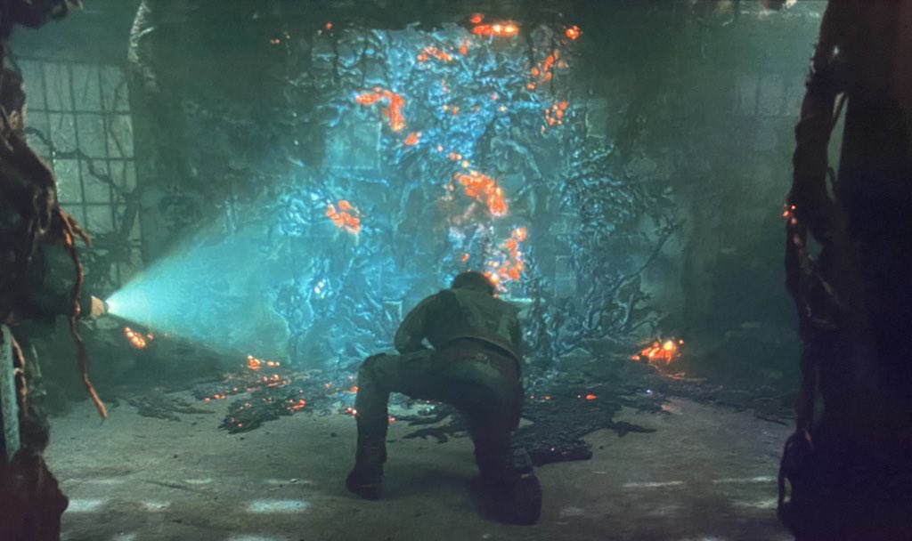 sickaqua's tweet image. they are expecting us to give a fuck about new characters in the final season like am i supposed to feel bad for that jane doe fungus on the wall ??? stop focusing on setting up vought rising that is the real enemy #TheBoys