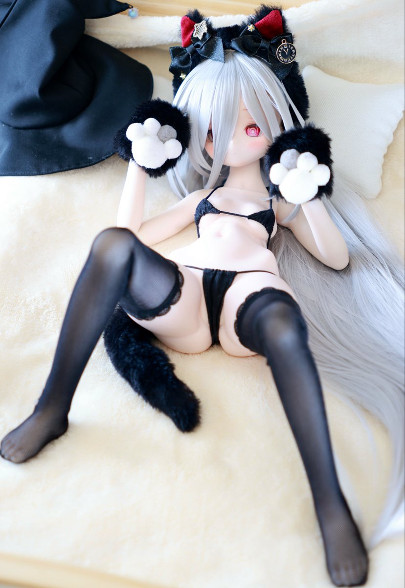 HOSHISORA_1022's tweet photo. 🐈🖤
#FWっ娘
#NGworkshop
#MDDはいいぞ https://t.co/jlBV5Y0Dr6