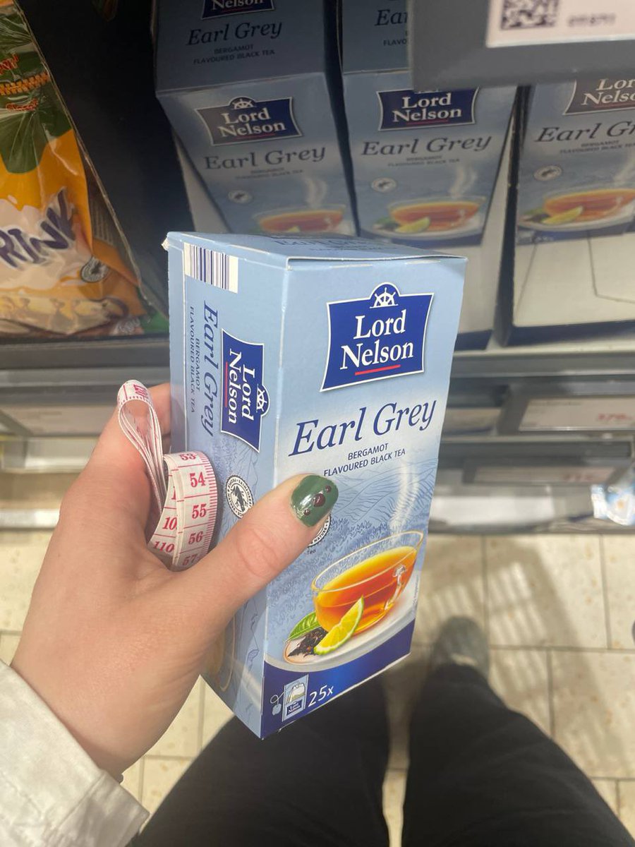 graphic design major is so unserious

wdym i have measuring tea boxes at lidl due today