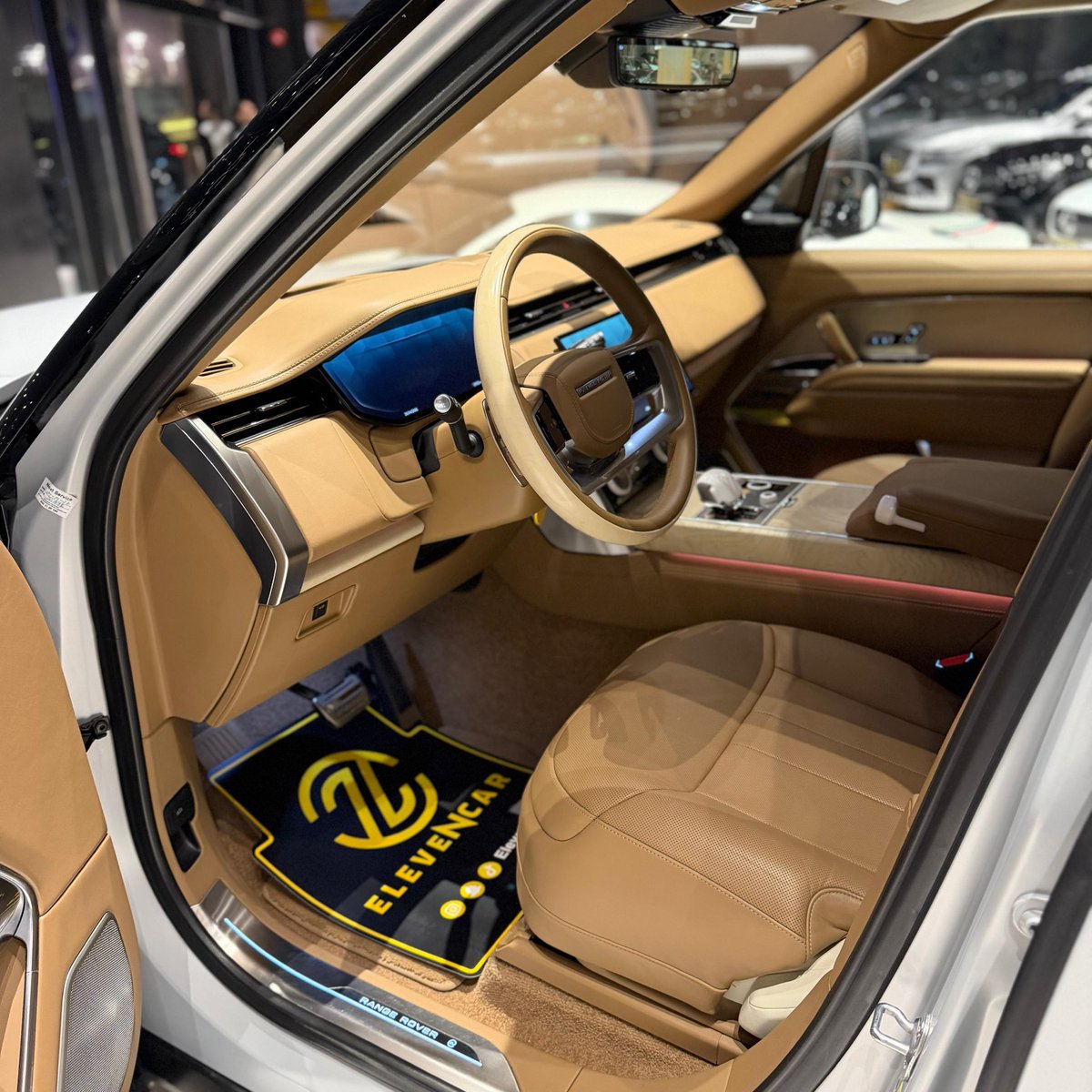 eleven_car's tweet image. عندما يجتمع الفن مع الهندسة، تظهر Range Rover SV. 💎
لون فريد يخطف الأنظار، وأداء يتجاوز التوقعات. إنها السيارة التي لا تحتاج إلى محرك صاخب لتُثبت أنها الأقوى؛ حضورها يكفي.
الرقيّ في أسمى صورِه. 🖋️
#RangeRover #SV #LuxuryLifestyle #السيارات_الفارهة #eleven_car