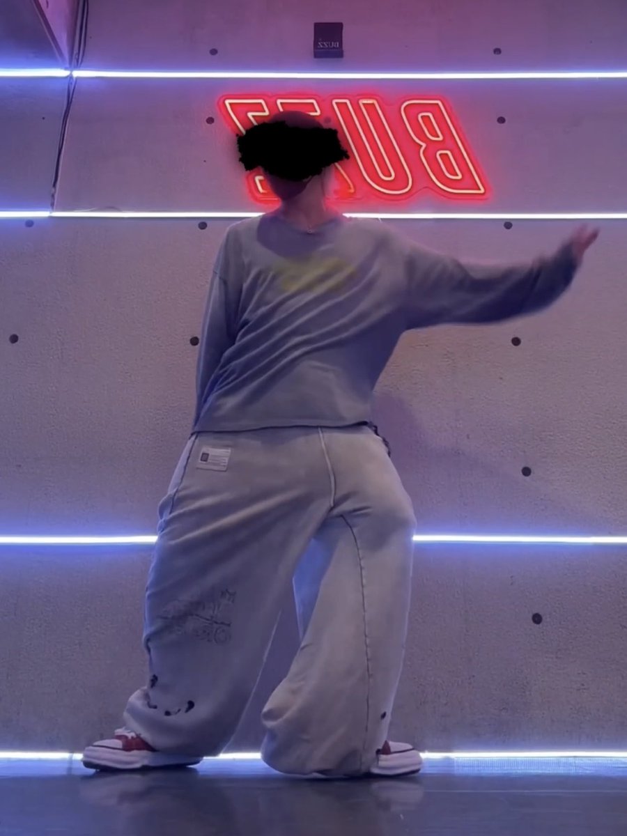 りうら🎲いれいす tweet media