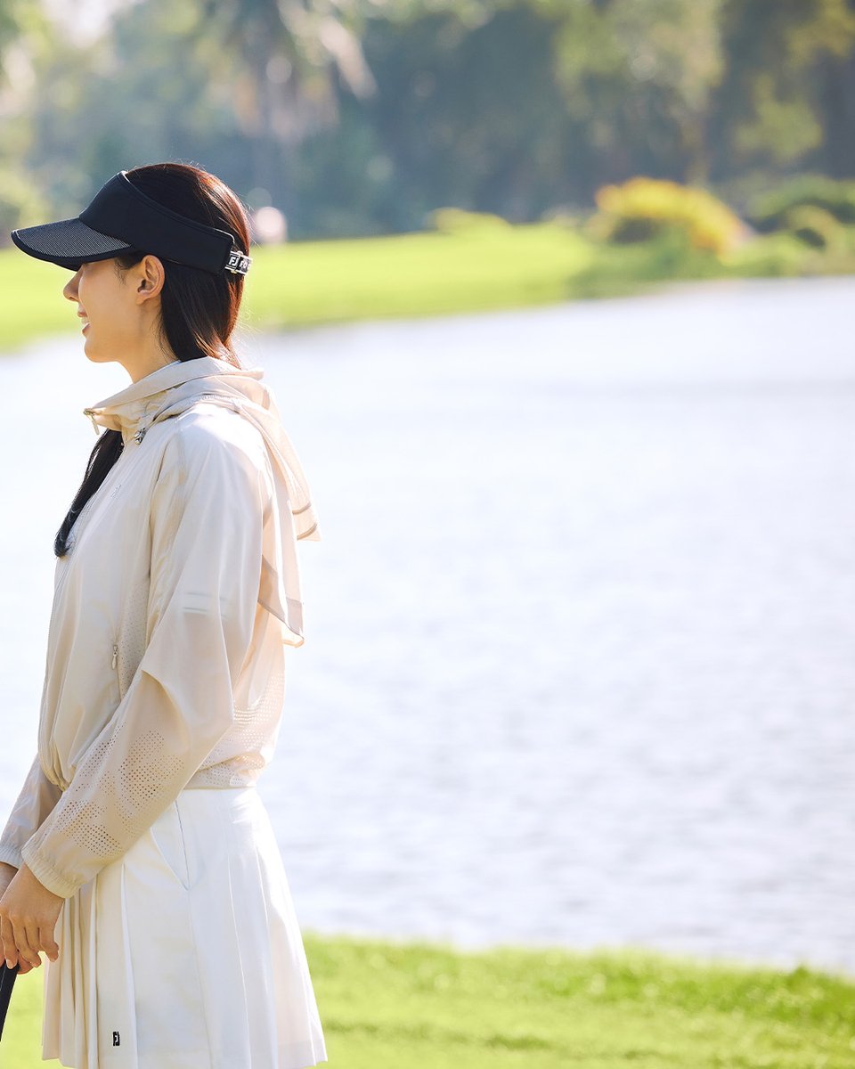 Footjoy_Korea's tweet image. 💓투어에서 검증된 퍼포먼스 설계를
일상의 기준으로 풀어낸 에센셜 라인

📌윤성아 프로 착장
👉 여성 슬림 니트 반팔 폴로 셔츠
👉 여성 여름 부츠컷 팬츠
👉 여성 에센셜 베이직 바이저

📌전지희 프로 착장
👉 여성 펀칭 자켓
👉 여성 에센셜 TR 플리츠 스코트
👉 여성 에센셜 베이직 바이저

#FJ