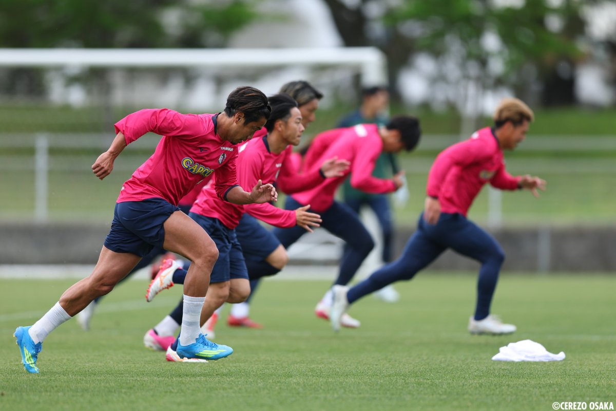 🌸Traning Photo🌸 次の #サンフレッチェ広島 戦に向けて、さらに集中