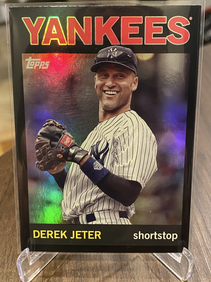 PromotionsDa's tweet image. Check out Derek Jeter 2025 Topps Archives - 1964 Topps Design #21 Black Foilboard 
New York Yankees ebay.us/m/7N6Ijw #eBay #MLB #Topps #TheHobby #BaseballCards