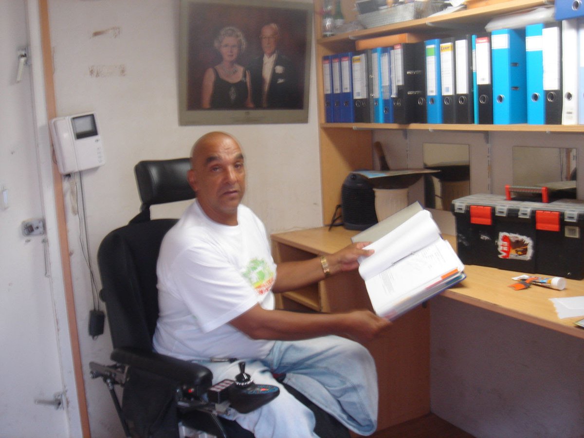 framstel3@hotmail.com tweet media