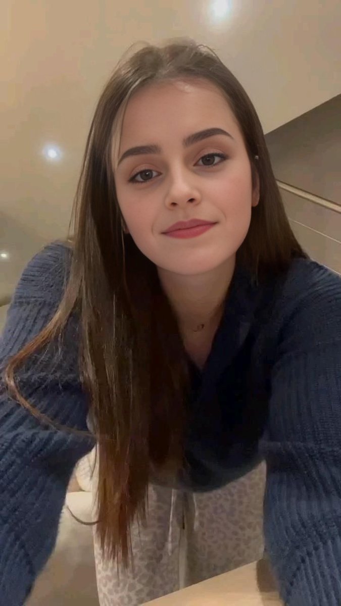 Emma Watson tweet media