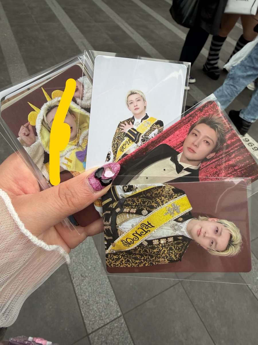 あきら tweet media