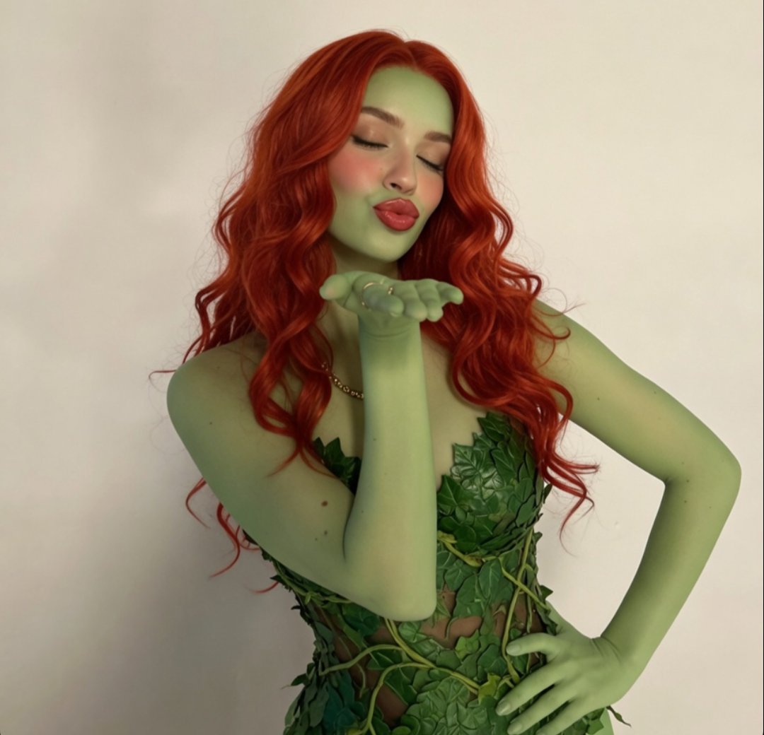 Sophie's lil Ivy BunBun tweet media