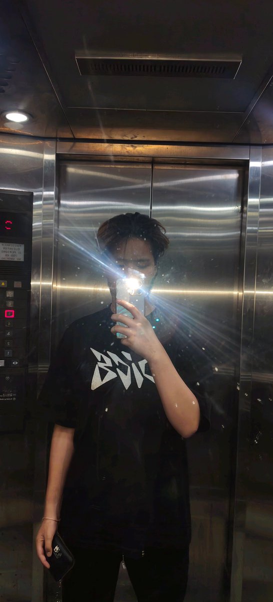 ตะเม้ว tweet media