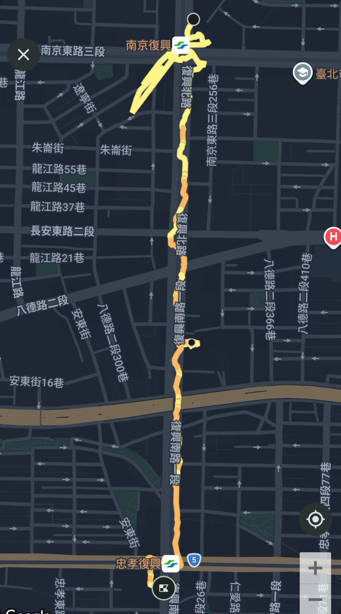 Vigee_Le_Brun's tweet photo. 台北を歩く２。南京復興駅から忠孝復興駅。

#ウォーキング
#台湾旅行 https://t.co/RxmGWvdvxn