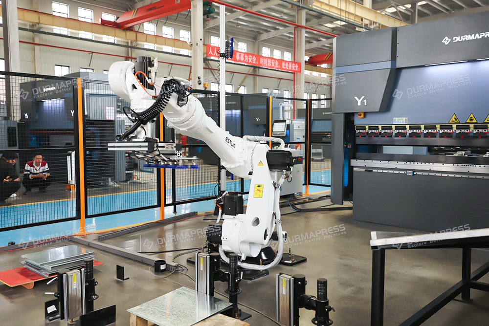 durmapress's tweet image. 𝐃𝐏-𝐄𝐒 𝐆𝐞𝐧𝐢𝐮𝐬 𝟐𝟎𝟎𝐓𝟑𝟐𝟎𝟎 + 𝐑𝐨𝐛𝐨𝐭𝐢𝐜 𝐒𝐲𝐬𝐭𝐞𝐦 | 𝐈𝐧𝐭𝐞𝐥𝐥𝐢𝐠𝐞𝐧𝐭 𝐁𝐞𝐧𝐝𝐢𝐧𝐠 𝐑𝐞𝐝𝐞𝐟𝐢𝐧𝐞𝐝
💻Website:durmapress.com
#Durmapress #PressBrake #RoboticAutomation #DA69S #CNCBending #MetalFabrication #FactoryUpgrade #bendingunit