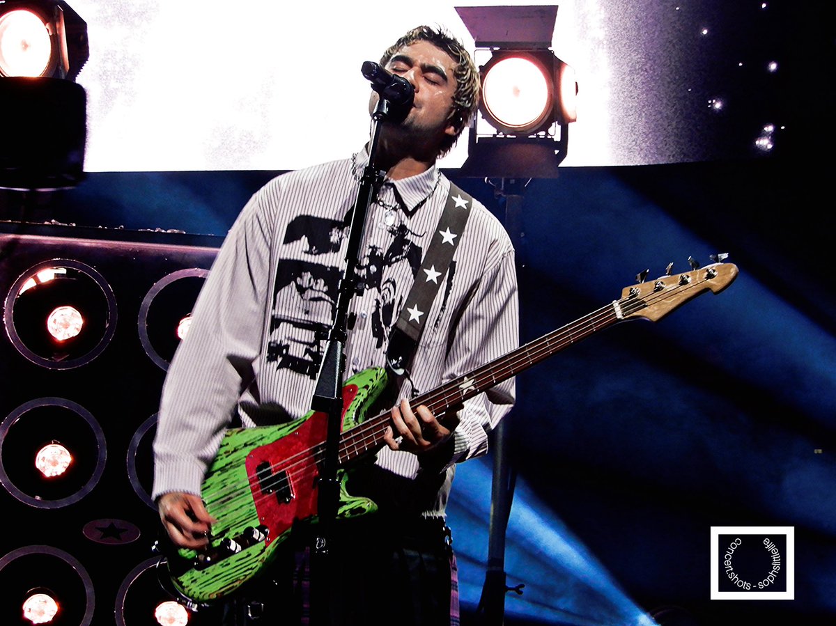 Calum Hood, captured by me 📸 

B E R L I N