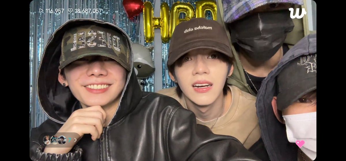 ᴢᴇʟ ⚓ tweet media