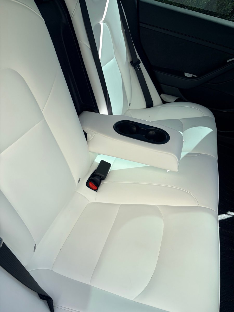 Le nettoyage continue à l’intérieur maintenant ☺️