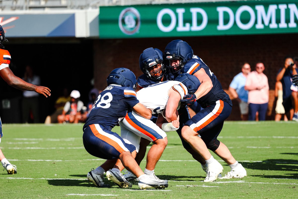dallasbrannon's tweet image. Just finished Spring 🏈 Ball last  Saturday. Blessed to have a Birthday today . Life is good 

#GoHoos 🔶⚔️🔷