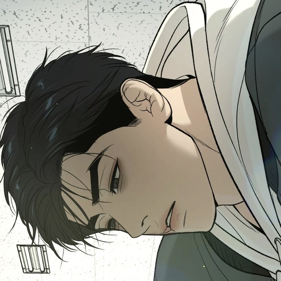 M i m i • tweet media