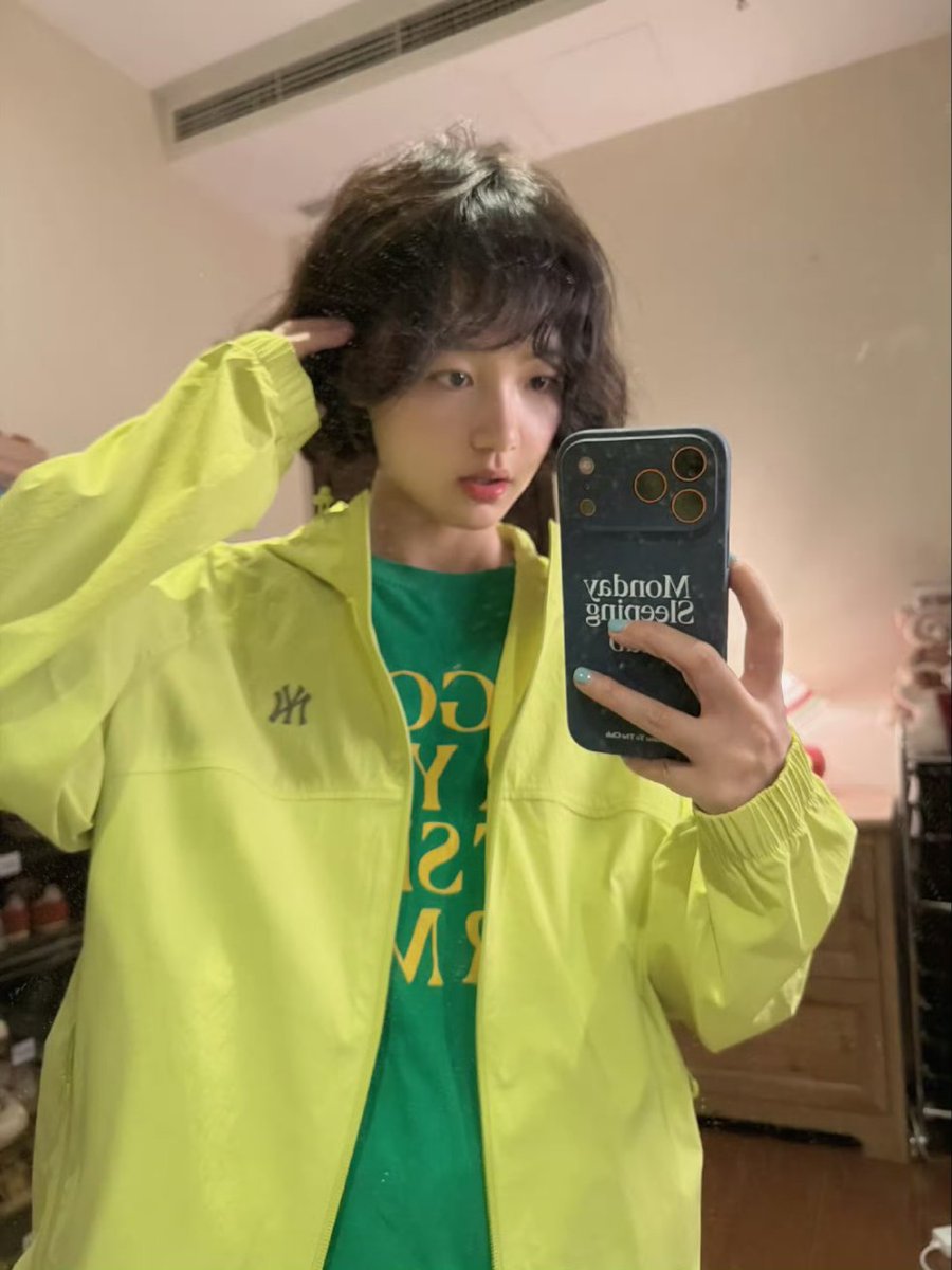 cnlds_archive's tweet photo. 260418 Jiang Zhinan's weibo update 

More photos here: https://t.co/mLjhcZHIqO https://t.co/TgOLU5BOwk
