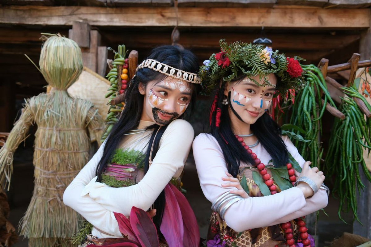 cnlds_archive's tweet photo. Xia Meng with Wang Yinglu for HaHaHaHaHa S6 

More photos here: https://t.co/ucmn23Rv2q https://t.co/4n9qcb9QaY