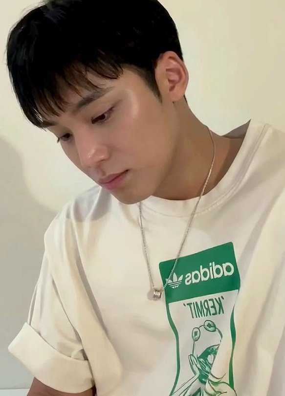 𝐏𝐞𝐭𝐫𝐚 tweet media