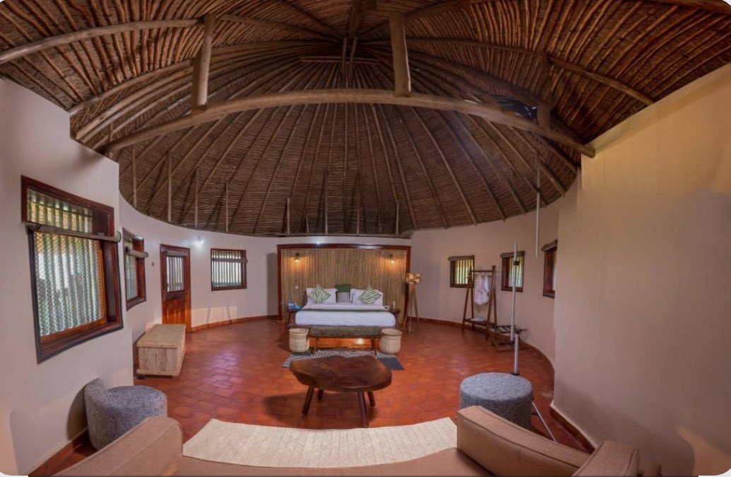 kukirizajoshua5's tweet photo. Adventure by day, comfort by night. ๐โจ
Tilenga Safari Lodge offers cozy stays, stunning landscapes, and the ultimate safari experience.
#TilengaSafariLodge #VisitUganda #NatureEscape #GoldenPosts @Tilengasafari https://t.co/Oq9Mq13ctH