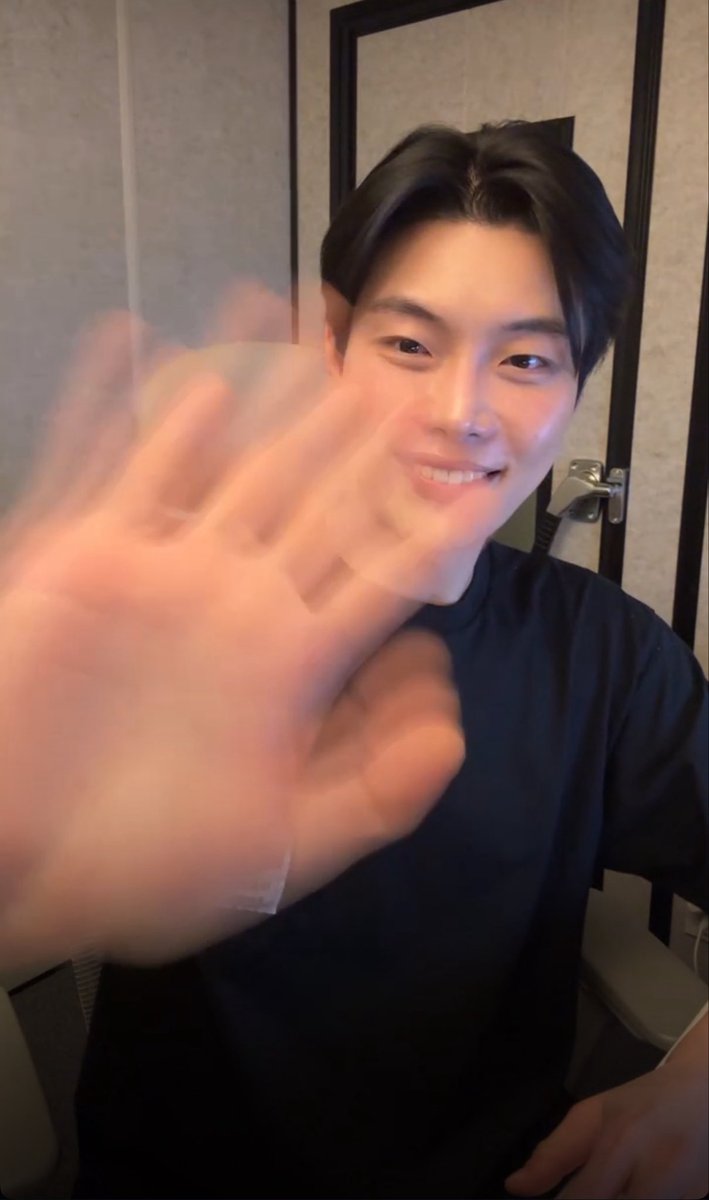 ｆｑｈ🦕✨ tweet media