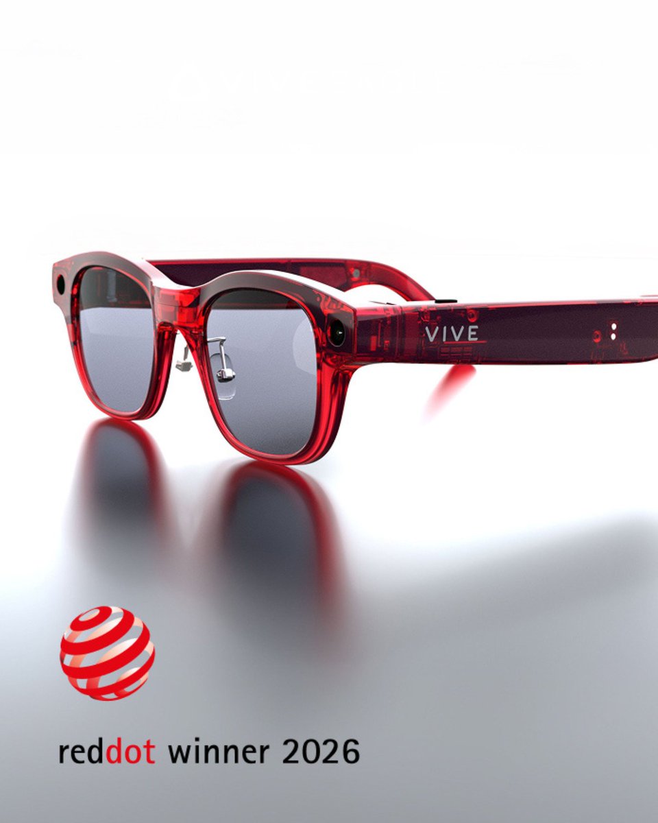 HTC VIVE tweet media